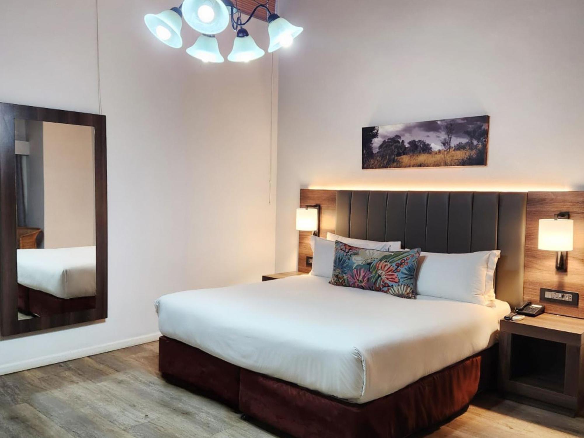Anew Hotel Глуглуве Екстер'єр фото